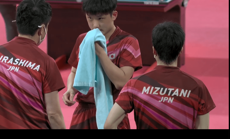 日本队轻取英格兰队，波尔统治全场