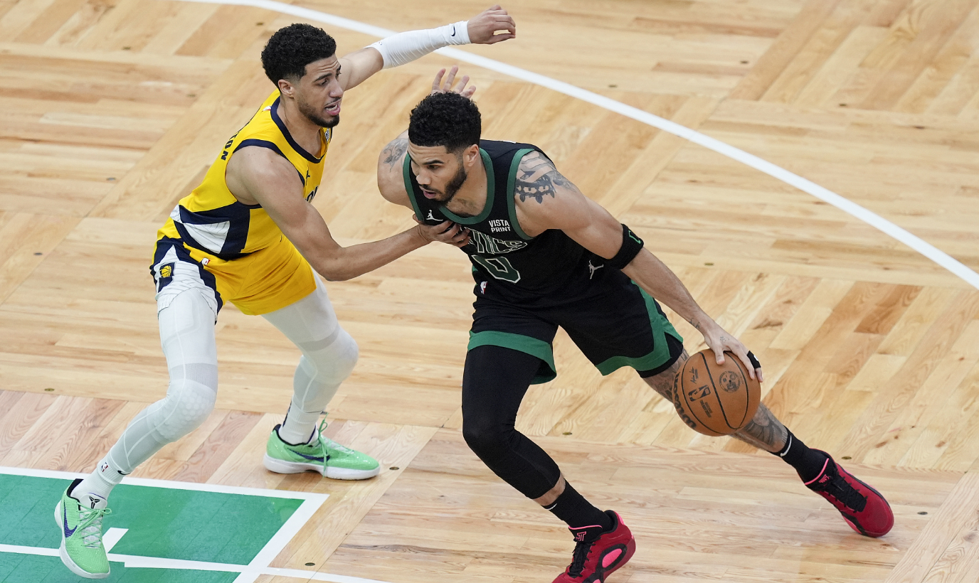 步行者横扫凯尔特人，武切维奇带队取胜