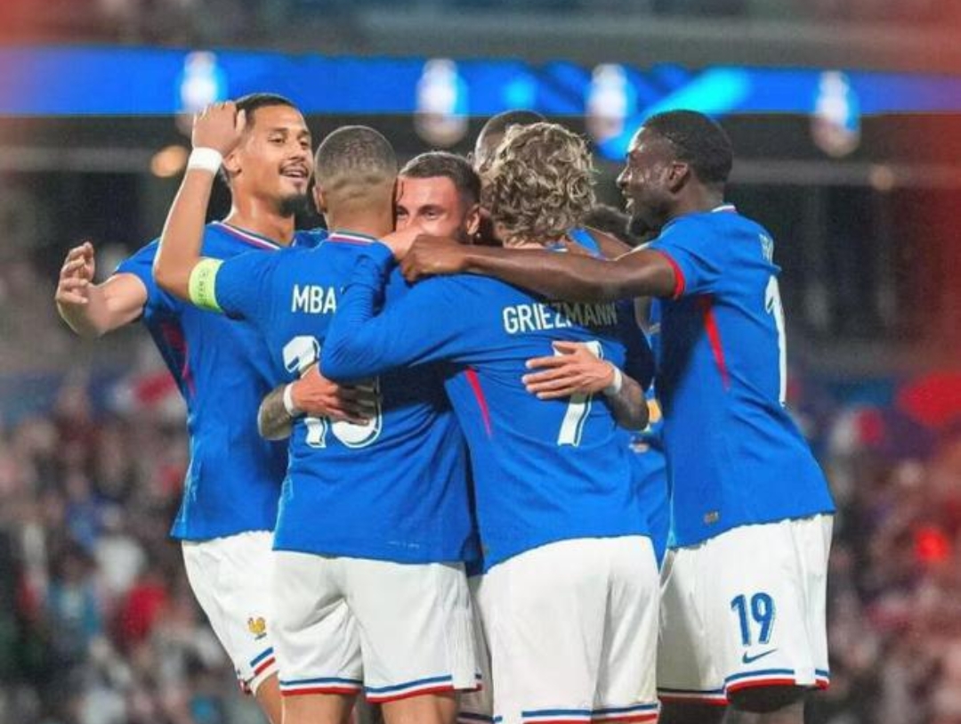 丹麦队逆转德国队，黄鸭组合状态火热