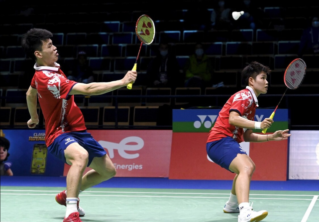 丹麦队逆转德国队，黄鸭组合状态火热