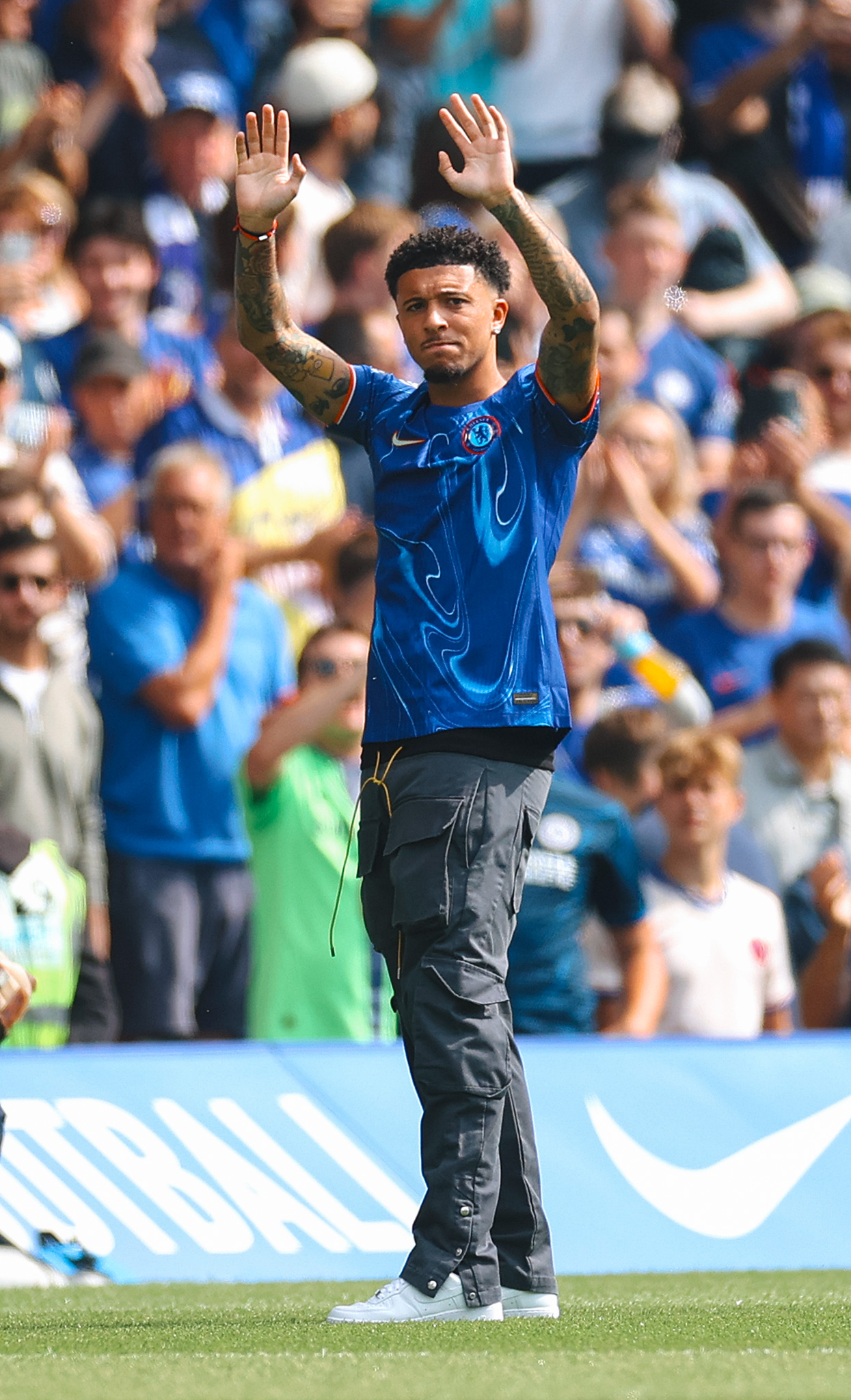 切尔西门将凯席里换球场，新援展露锋芒惊艳