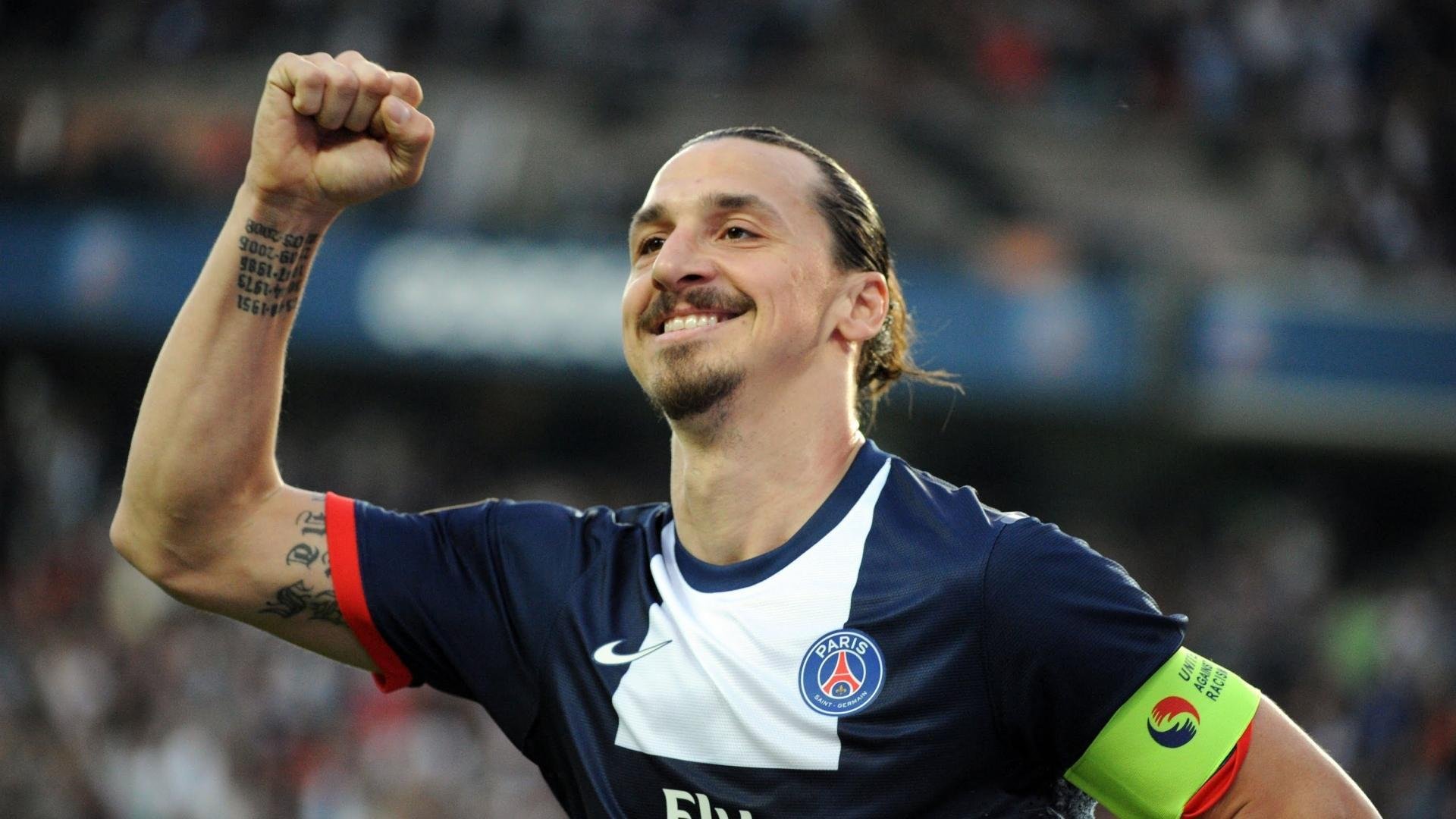 英超争冠焦点战，乌拉圭狂胜冰岛背后的战术启示