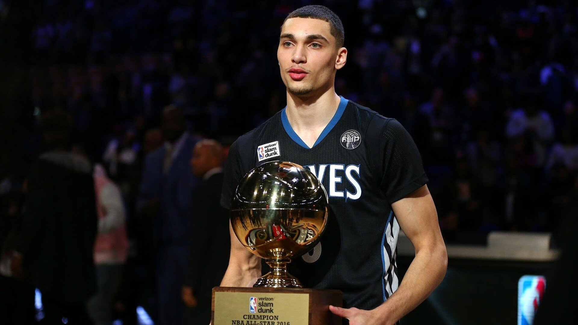 赛道上的冰与火之歌,迈凯伦鏖战哈斯,勒克莱尔惊艳四座