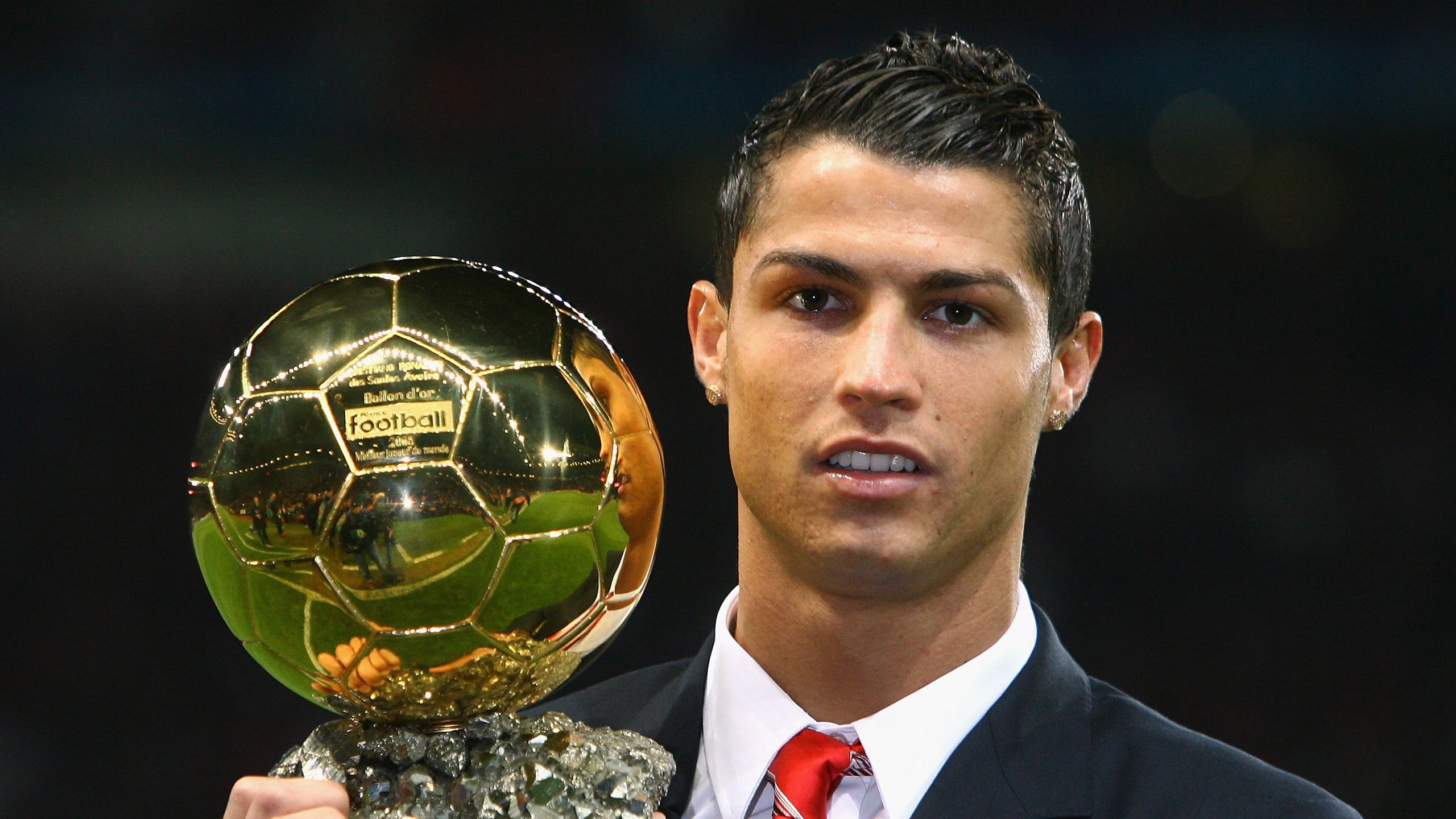 赛场双面镜,日本队碾压背后的中国羽球高光时刻